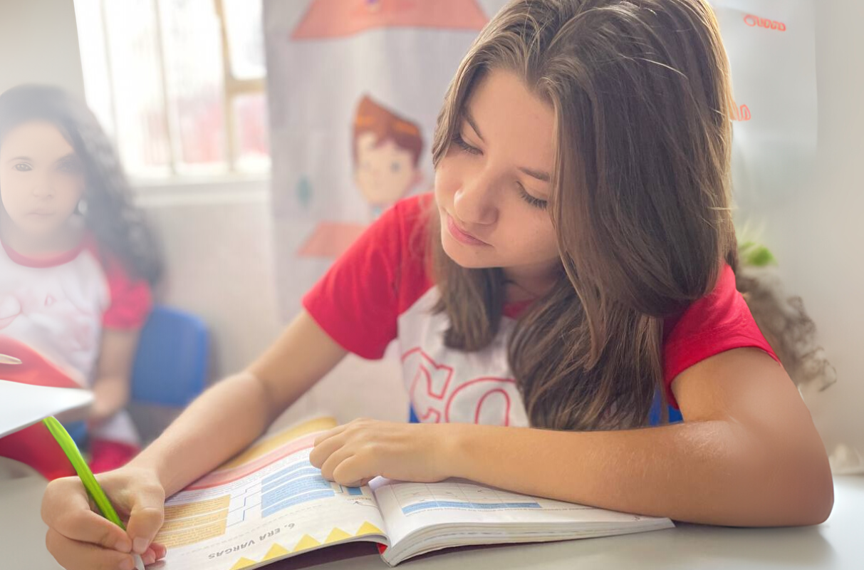 Ensino Fundamental Colégio Rosa de Sharom